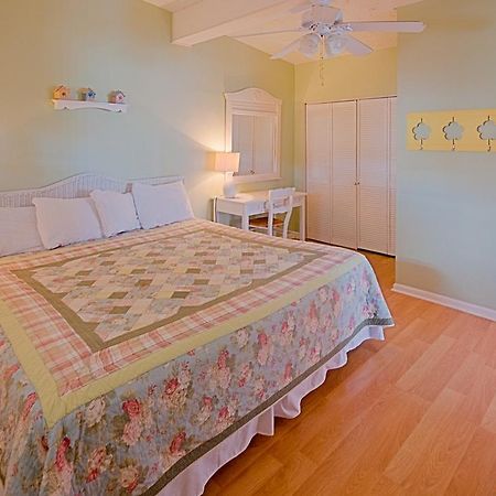 Silver Sands Villas Fort Myers Beach Bagian luar foto