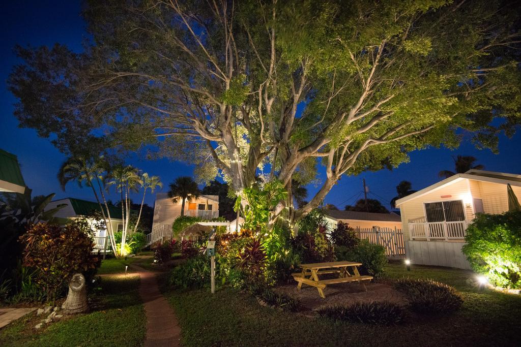 Silver Sands Villas Fort Myers Beach Bagian luar foto
