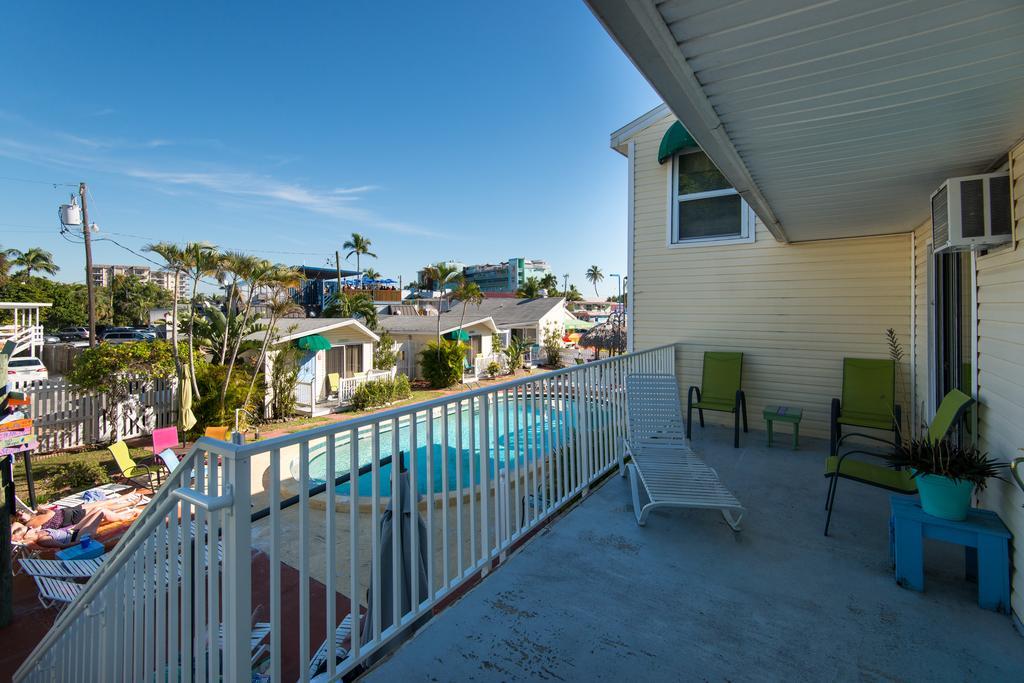Silver Sands Villas Fort Myers Beach Bagian luar foto