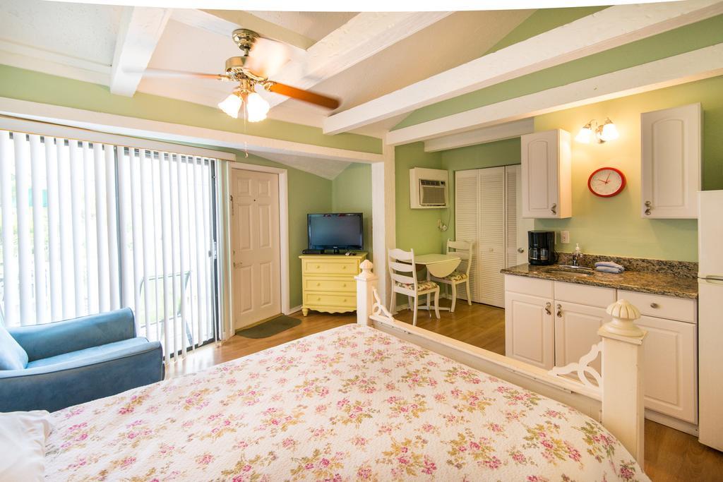 Silver Sands Villas Fort Myers Beach Bagian luar foto